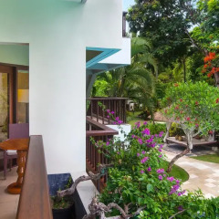 Отель The Laguna, a Luxury Collection Resort & Spa, Nusa Dua, Bali 5* Представительский люкс с различными типами кроватей фото 11