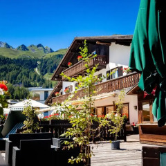 Отель Bünda Davos Швейцария, Давос - отзывы, цены и фото номеров - забронировать отель Bünda Davos онлайн балкон
