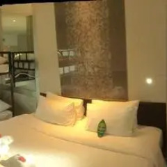 Mandarin Hotel Managed by Centre Point 4* Номер Mandarin connected с различными типами кроватей фото 35