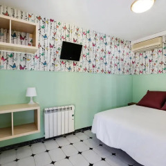 Отель Hostal Oliveta Стандартный номер с различными типами кроватей фото 9