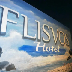 Отель Flisvos бассейн