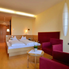 Hotel Schwefelbad Сцена комната для гостей