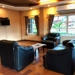 Отель Benwadee Resort 2* Коттедж с различными типами кроватей фото 10