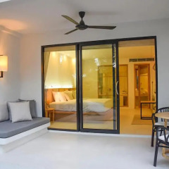 Отель Paradise Beach Resort Samui 4* Номер Делюкс с различными типами кроватей фото 34