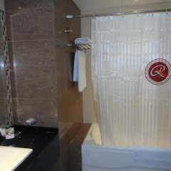 Ramee Rose Hotel ванная