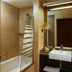 Отель Amwaj Rotana - Jumeirah Beach Residence 5* Стандартный номер с различными типами кроватей