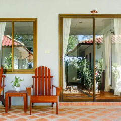 Отель Samui Honey Cottages Beach Resort интерьер отеля