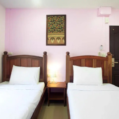 Отель Baan Sutra Guesthouse 3* Стандартный номер с 2 отдельными кроватями фото 5