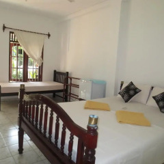 Отель Jungle Holiday Home Шри-Ланка, Хиккадува - отзывы, цены и фото номеров - забронировать отель Jungle Holiday Home онлайн комната для гостей фото 2