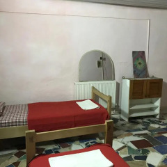 Art Hostel Tbilisi Кровать в общем номере с двухъярусной кроватью