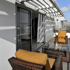 Отель Four Points by Sheraton Lagos Нигерия, Лагос - отзывы, цены и фото номеров - забронировать отель Four Points by Sheraton Lagos онлайн балкон