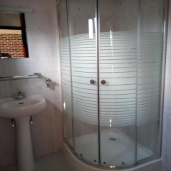 Отель Kiwi Guest House Backpackers Hostel Непал, Покхара - отзывы, цены и фото номеров - забронировать отель Kiwi Guest House Backpackers Hostel онлайн ванная