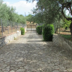 Отель La Valle degli Ulivi Кастровиллари парковка