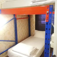 Отель Glur Bangkok Стандартный номер двухъярусная кровать фото 15