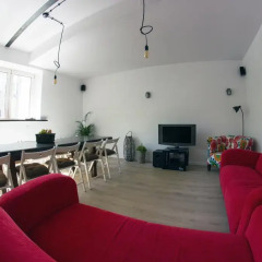 Honey Den Hostel развлечения