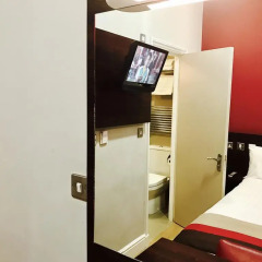 Royal Cambridge Hotel 3* Номер категории Эконом с двуспальной кроватью