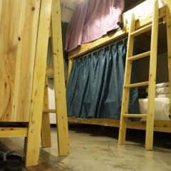 Chengdu Lazybones Lounge Hostel Кровать в общем номере с двухъярусной кроватью фото 3