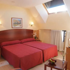 Отель La Noyesa 3* Стандартный номер с двуспальной кроватью фото 4
