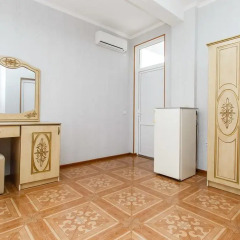 Гостиница Versal 2 Guest House Номер Делюкс с различными типами кроватей