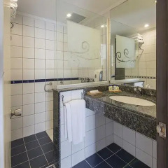Отель Crystal Aura Beach Resort 5* Стандартный семейный номер фото 8