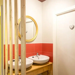 Отель Camino Bed and Breakfast Барселона ванная
