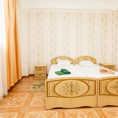 Гостиница Versal 2 Guest House Стандартный номер с 2 отдельными кроватями фото 3