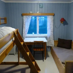 Отель Nesset Fjordcamping Номер с общей ванной комнатой с различными типами кроватей (общая ванная комната) фото 10