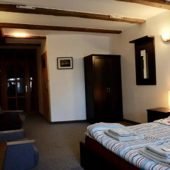 Отель Academus - Cafe/Pub & Guest House 3* Номер Эконом с разными типами кроватей фото 4