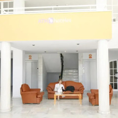 Hotel ELE La Perla интерьер отеля