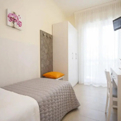 Hotel Romagna 3* Стандартный номер с двуспальной кроватью