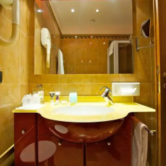 Hotel The Originals Turin Royal (ex Qualys-Hotel) 4* Стандартный номер с различными типами кроватей фото 2