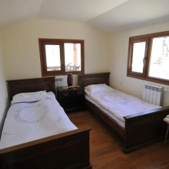 Отель Eco Lodge in the Caucasus Wildlife Refuge Армения, Лусарат - отзывы, цены и фото номеров - забронировать отель Eco Lodge in the Caucasus Wildlife Refuge онлайн комната для гостей фото 2