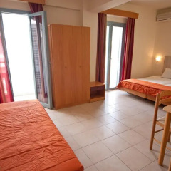 Achillion Hotel 2* Улучшенная студия с различными типами кроватей