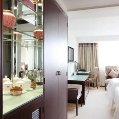 New World Hotel в номере