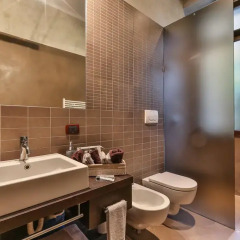 Отель San Babila Suite Италия, Милан - отзывы, цены и фото номеров - забронировать отель San Babila Suite онлайн ванная