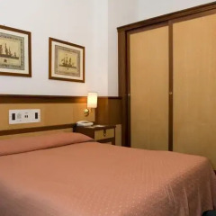 Astor Hotel 4* Стандартный номер с двуспальной кроватью фото 17