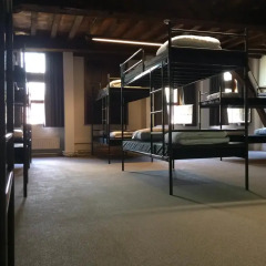 Antwerp City Hostel парковка