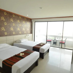 Отель Welcome Plaza 3* Улучшенный номер фото 5