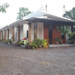 Отель The House at Pranburi парковка