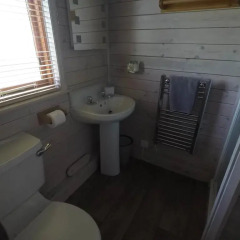 Отель Campsie Glen Holiday Park Великобритания, Глазго - отзывы, цены и фото номеров - забронировать отель Campsie Glen Holiday Park онлайн ванная фото 2