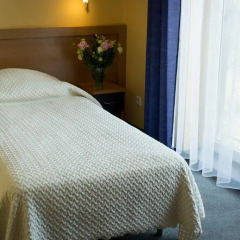 WM Hotel System Sp. z o.o. комната для гостей фото 4