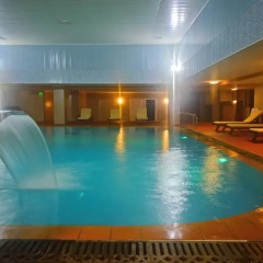 Grand Hotel Kazanluk Казанлак бассейн
