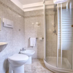 Hotel Noemi 3* Стандартный номер с двуспальной кроватью фото 8