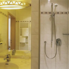 Hotel Jedermann 2* Улучшенный номер с различными типами кроватей