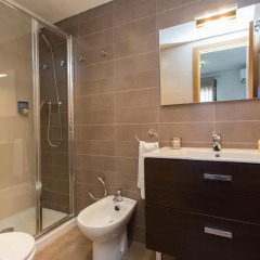 Отель Pio XII Apartments Valencia Испания, Валенсия - отзывы, цены и фото номеров - забронировать отель Pio XII Apartments Valencia онлайн ванная