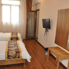 Chengdu Holly Hostel Стандартный номер с 2 отдельными кроватями фото 4