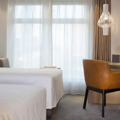 Beijing Landmark Hotel 3* Улучшенный номер с различными типами кроватей фото 3