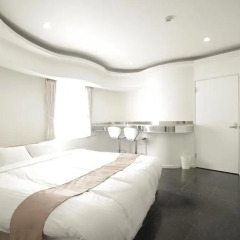 Hotel Imalle Yokohama Isezakicho - Hostel Номер Делюкс с двуспальной кроватью фото 4