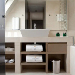 Отель La Villa Maillot 4* Улучшенный номер с различными типами кроватей фото 2