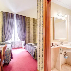 Отель Re Luxury Accomodations 3* Стандартный номер с различными типами кроватей фото 2